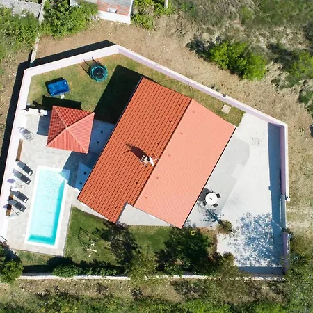 Lilly Villa Rakalj